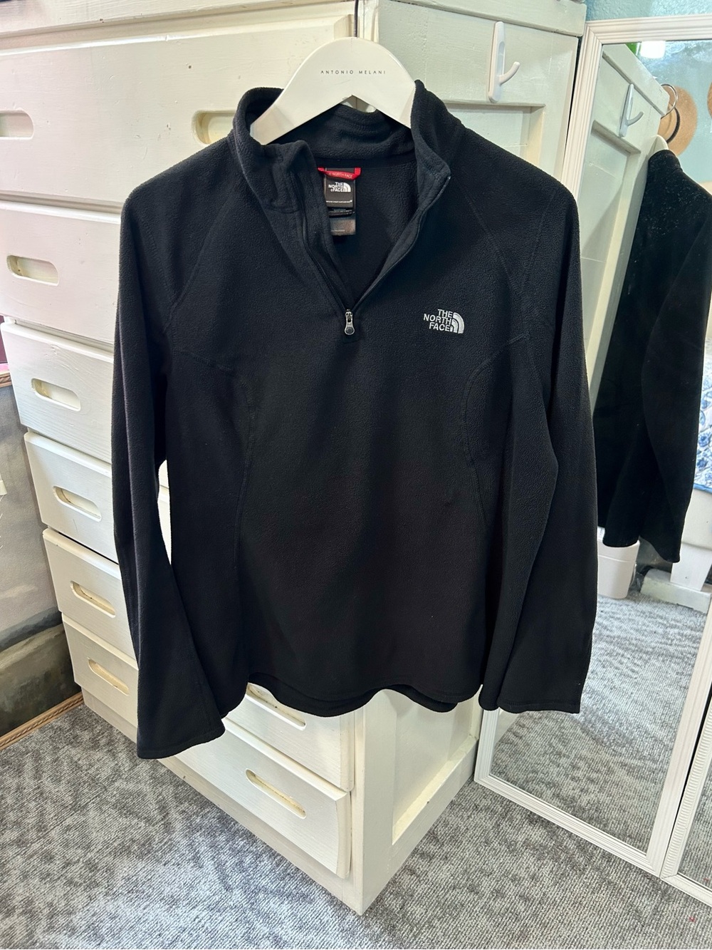 The North Face Black Quarter-Zip Soft Lightweight Fleece Pullover Trail Layer✨